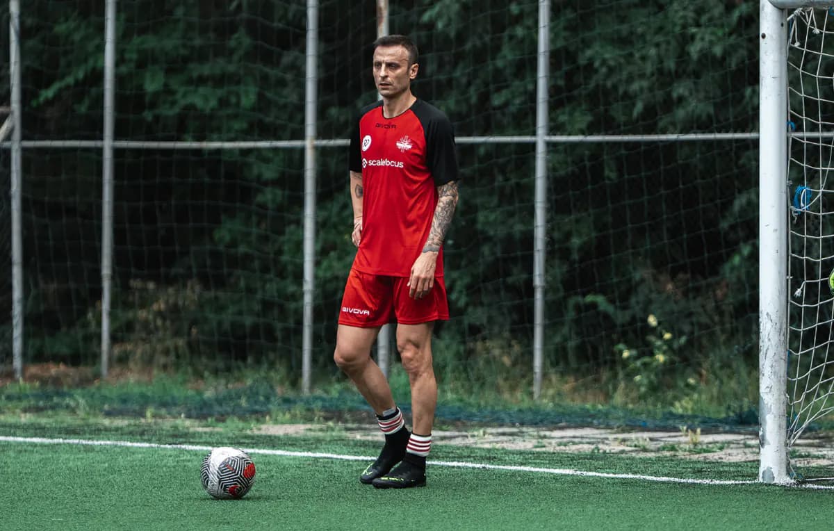 Informal moments and connections at The Bridge seaside gathering.